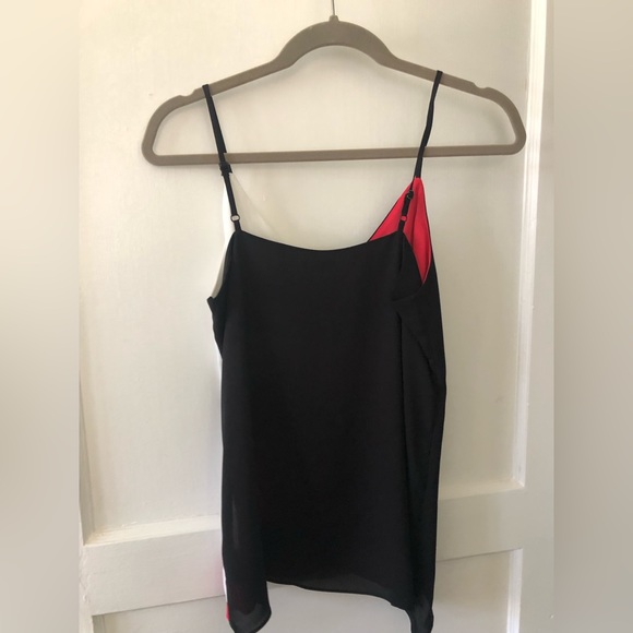 Color block going out top - Picture 2 of 3